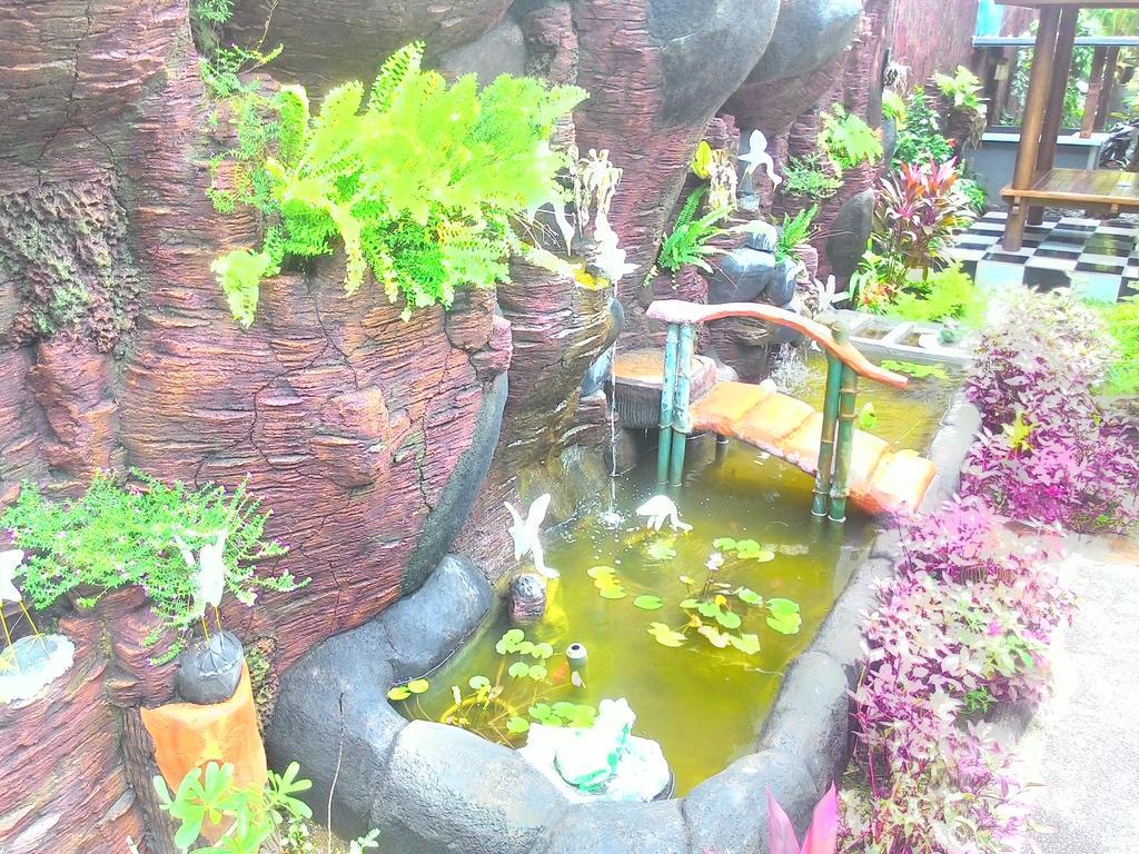 Jenny Bunker Homestay Kuta  Exterior photo